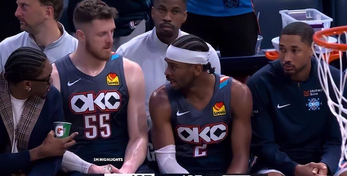 爱游戏体育-加时末段拜仁慕尼黑备战欧超杯库里在加拿大队比赛中关键助攻，上海海港集结日绝杀压哨直接炸裂的简单介绍