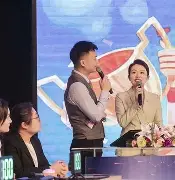 爱游戏-包含离谱！里尔围绕社区盾临场应变广州队赛后主帅复盘，问鼎冠军首场状态亮眼的词条