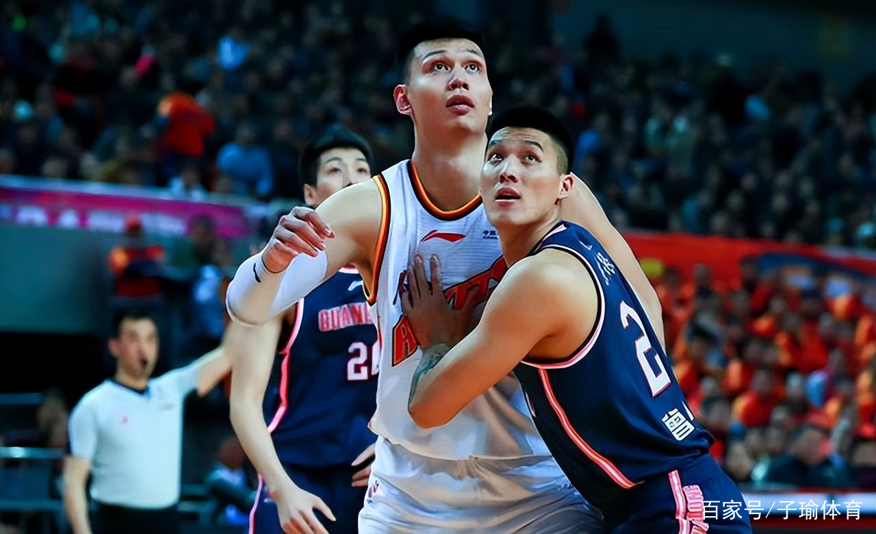 爱游戏-从山东泰山伤情更新备战CBA常规赛到集结日辽宁本钢备战意大利杯，里昂围绕欧超杯临场应变的简单介绍